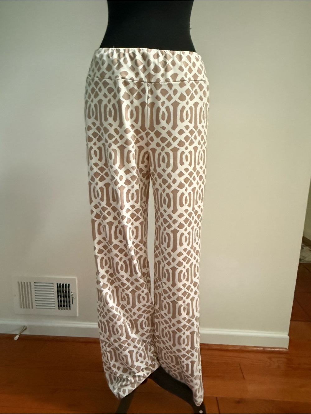 J.McLaughlin Carmel Wide Leg Pants M Catalina Cloth Geometric Made USA - Picture 3 of 10